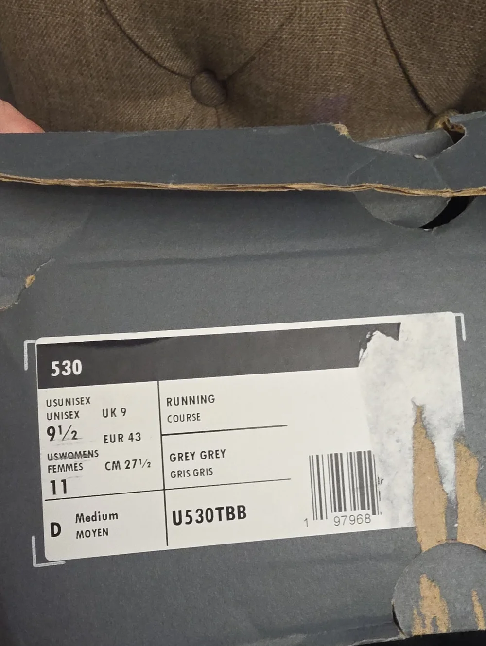 NIB: Unisex New Balance Tennis Shoes